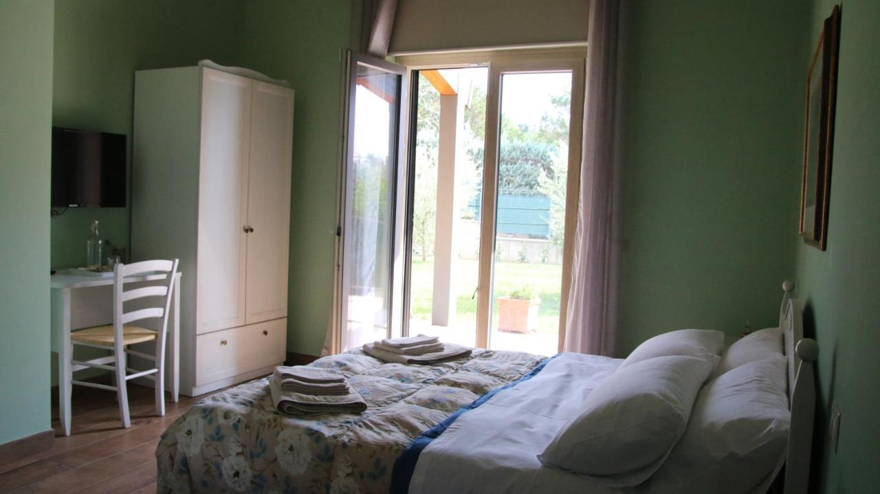 Al Ginepro Bed and Breakfast Montecchio  Eksteriør billede